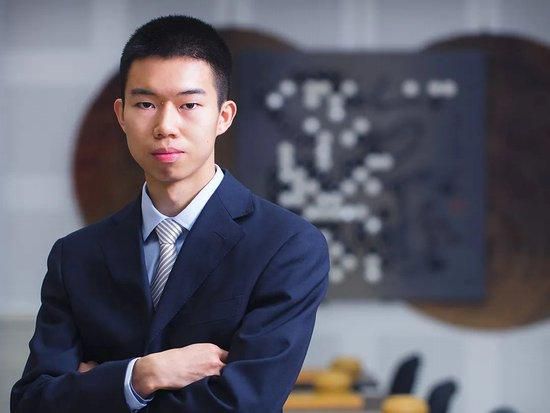 小柔在公厕被灌满jing液