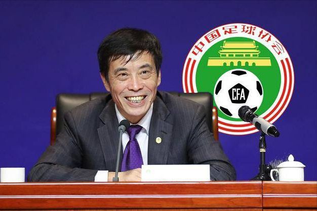 乖宝贝尿出来别忍了h