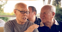 教育很深的男人